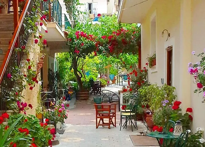 Villa Manolis
